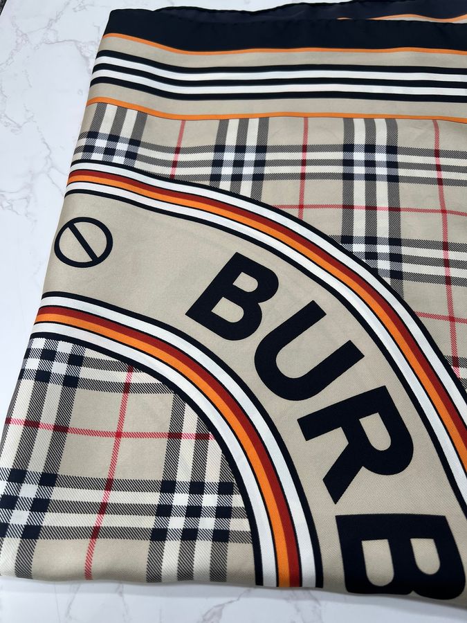 香緹國際精品 BURBERRY 絲巾 958-4