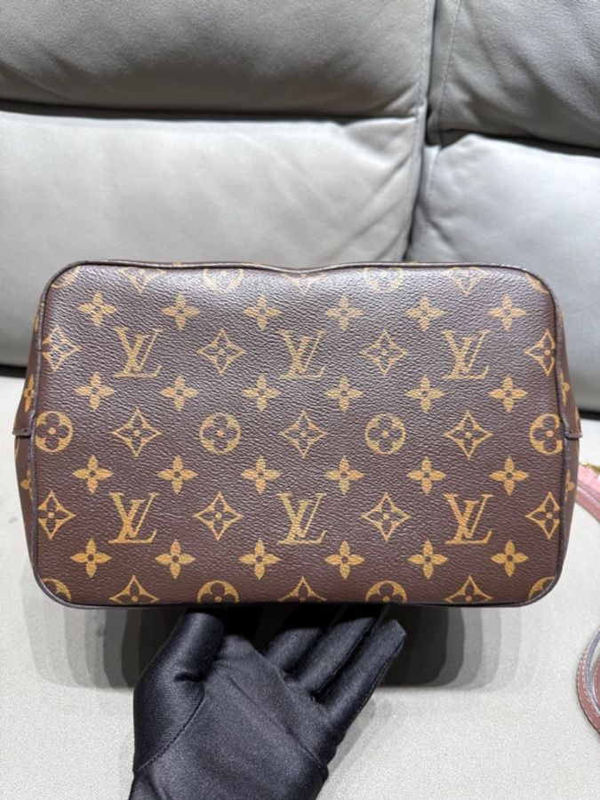 LV 路易威登粉水桶包 編號MI3138-7