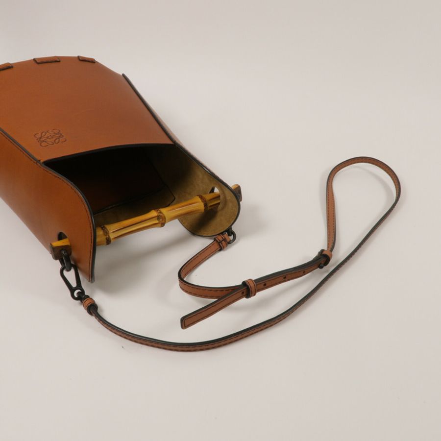 LOEWE 牛皮皮革Bamboo Bucket Bag手挽肩背兩用袋-7