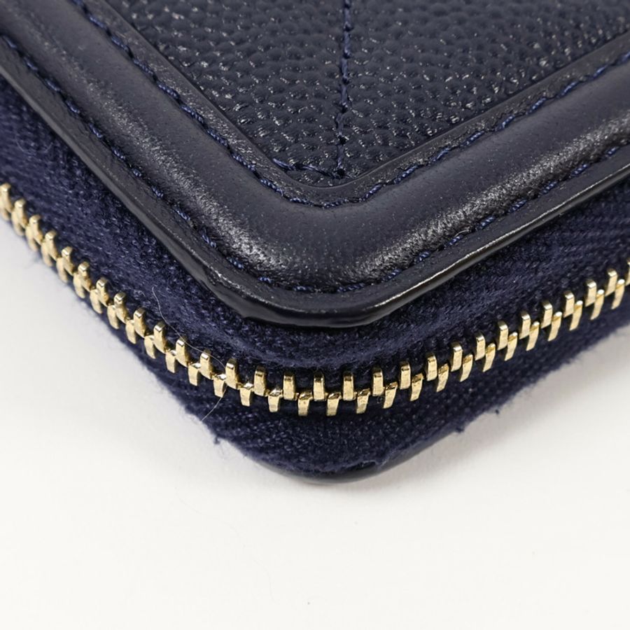 CHANEL 牛皮皮革CC Filigree Zipper Medium長錢包-12
