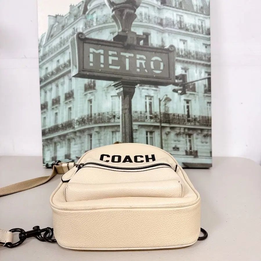 coach CP127-4