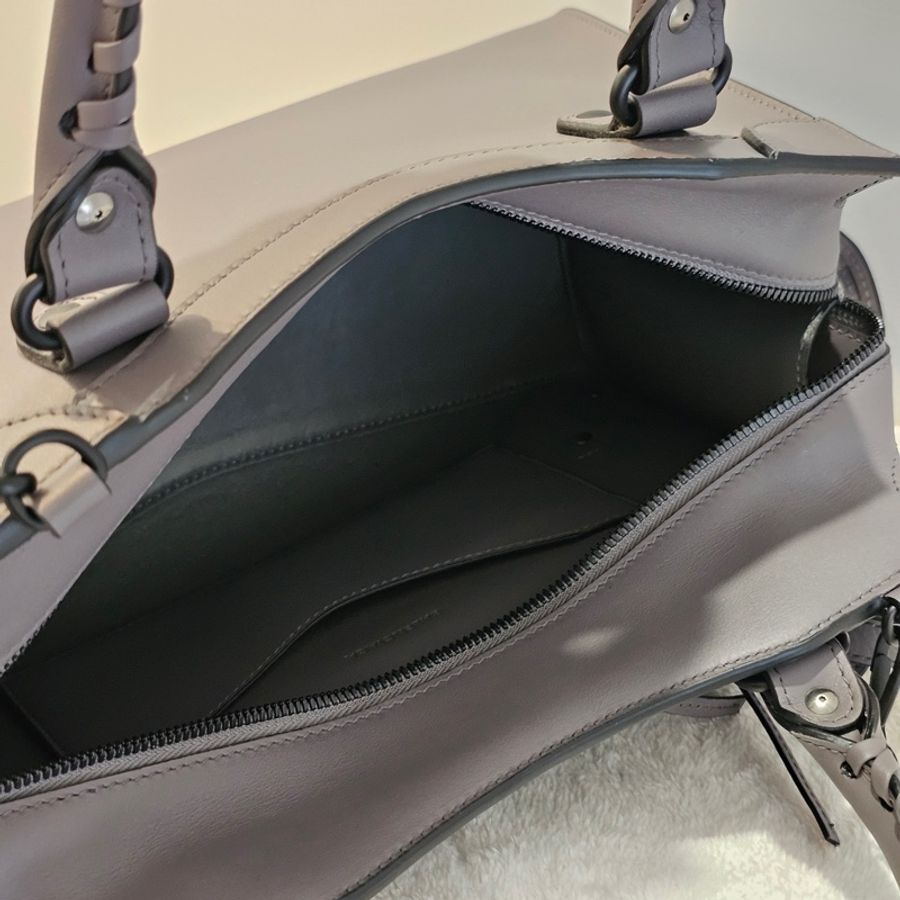 Balenciaga Neo classic 深灰兩用機車包 98新閒置-8