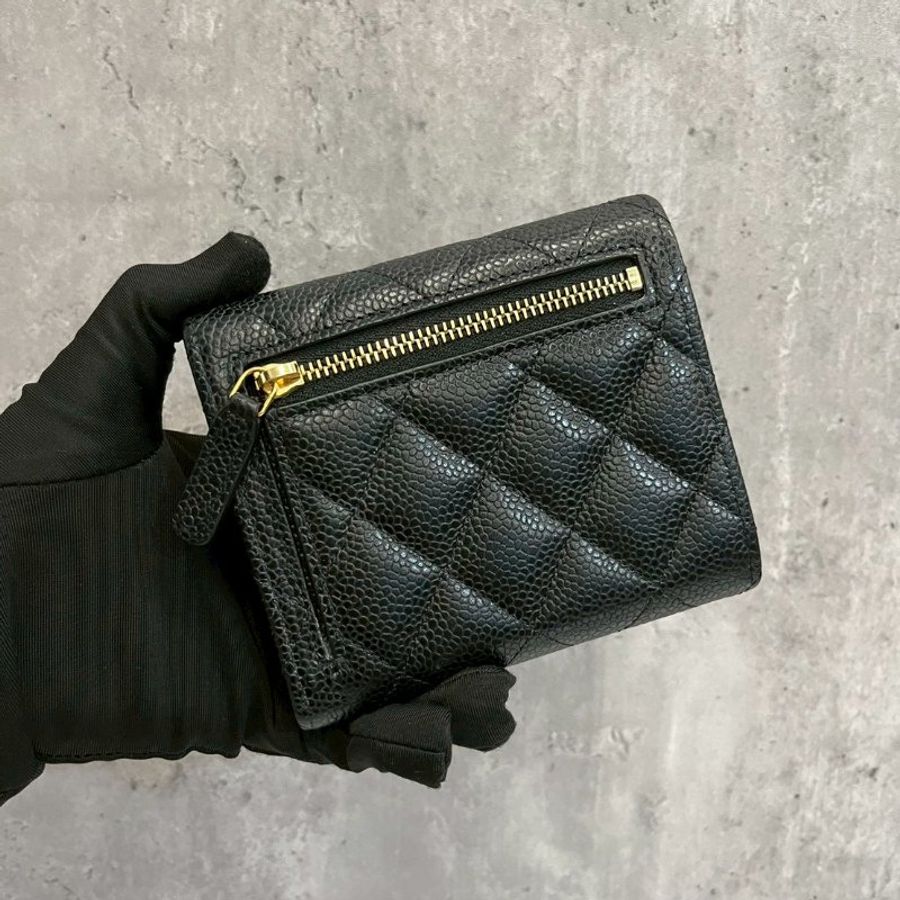 Chanel 三摺短夾 黑金荔枝牛-1