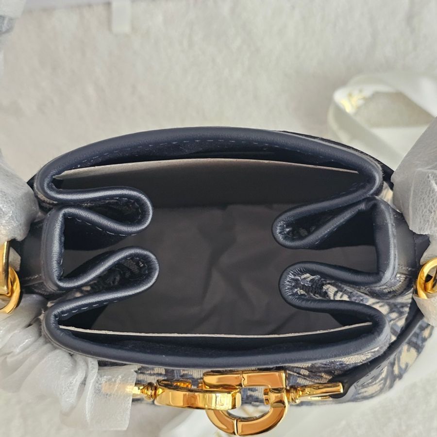 Dior c’est 中號老花水桶 全新-5