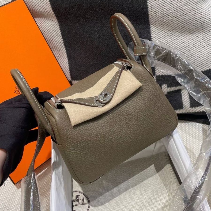 【美包精選】HERMES MINI LINDY 大象灰 銀扣 G刻-4