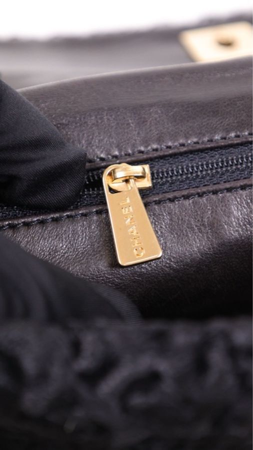 Chanel 6开黑金泰迪毛毛cf单肩包-30