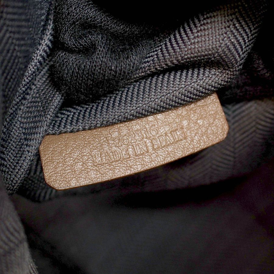 黏土棕色 牛皮 Convertible 後背包【LOEWE 羅威】 B777W36X03-4