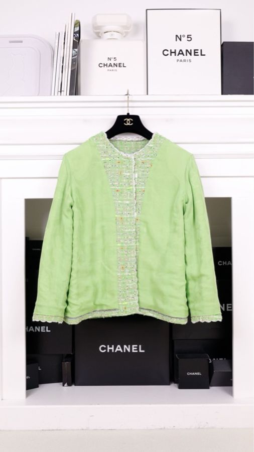 Chanel 25C海洋世界系列秀款苹果绿粗花呢连帽可拆卸两口袋外套-7