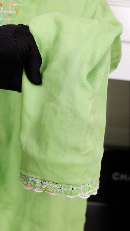 Chanel 25C海洋世界系列秀款苹果绿粗花呢连帽可拆卸两口袋外套-22