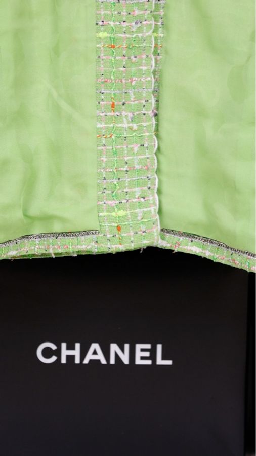 Chanel 25C海洋世界系列秀款苹果绿粗花呢连帽可拆卸两口袋外套-37