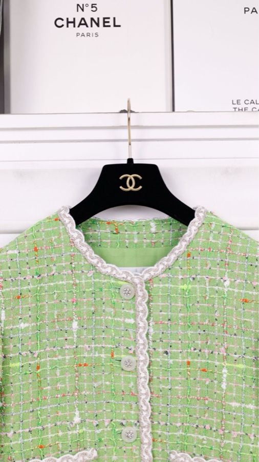 Chanel 25C海洋世界系列秀款苹果绿粗花呢连帽可拆卸两口袋外套-40