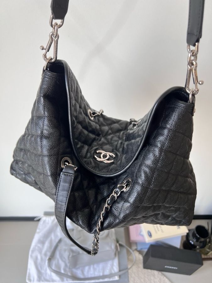 Chanel 黑銀荔枝皮2way hobo 機場包 尺寸:38*10*24-1