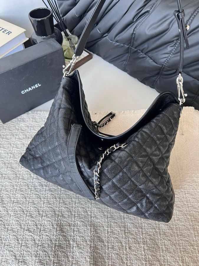Chanel 黑銀荔枝皮2way hobo 機場包 尺寸:38*10*24-4
