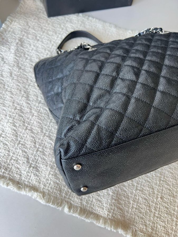 Chanel 黑銀荔枝皮2way hobo 機場包 尺寸:38*10*24-5