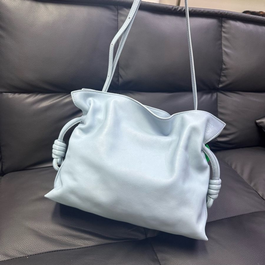 Loewe 中號福袋 Baby Blue 超美-1
