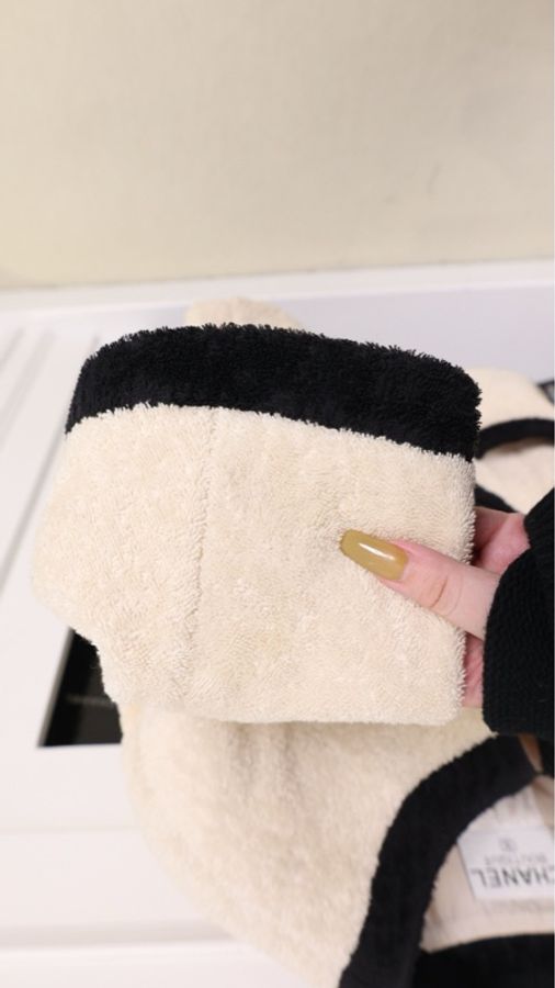 Chanel 92年秀款jennie同款黑白毛巾cc圆领两口袋外套-16