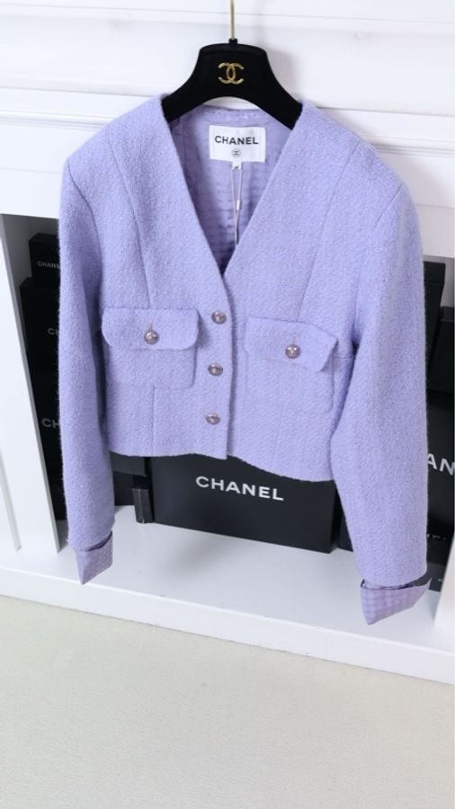 Chanel 24A曼彻斯特手工坊系列秀款紫色收腰两口外套袖口可拆卸-3