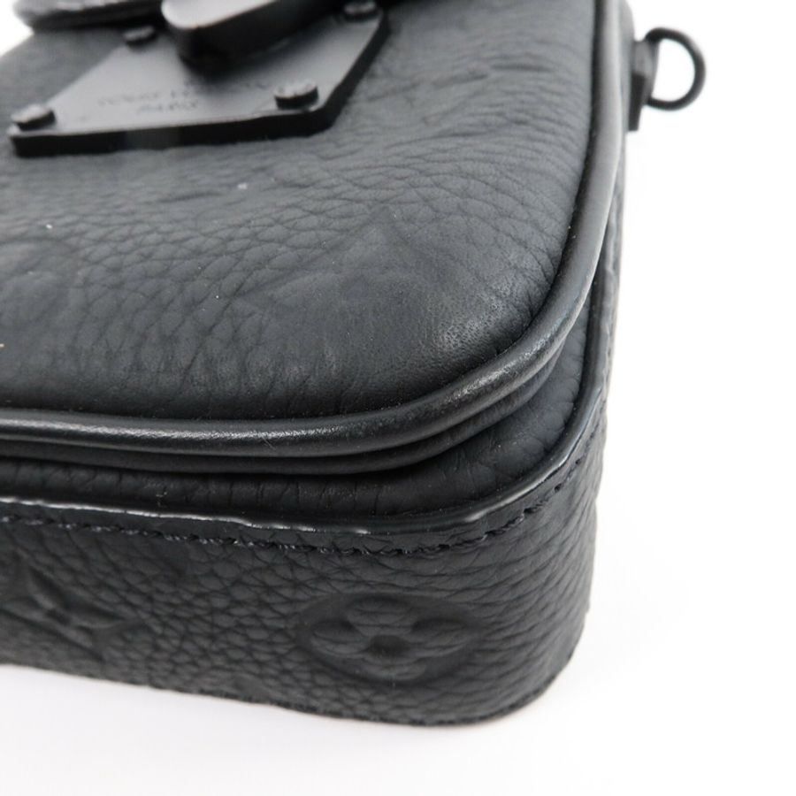 LOUIS VUITTON Monogram Taurillon S-Lock Vertical Wearable肩背袋-8
