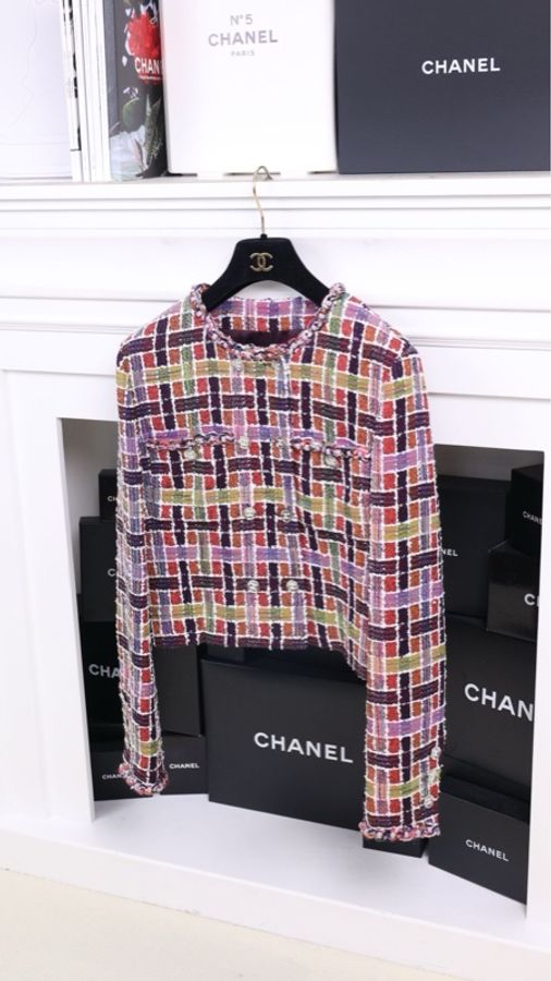 Chanel 23A达喀尔系列马赛克彩虹格纹双排扣圆领外套-2