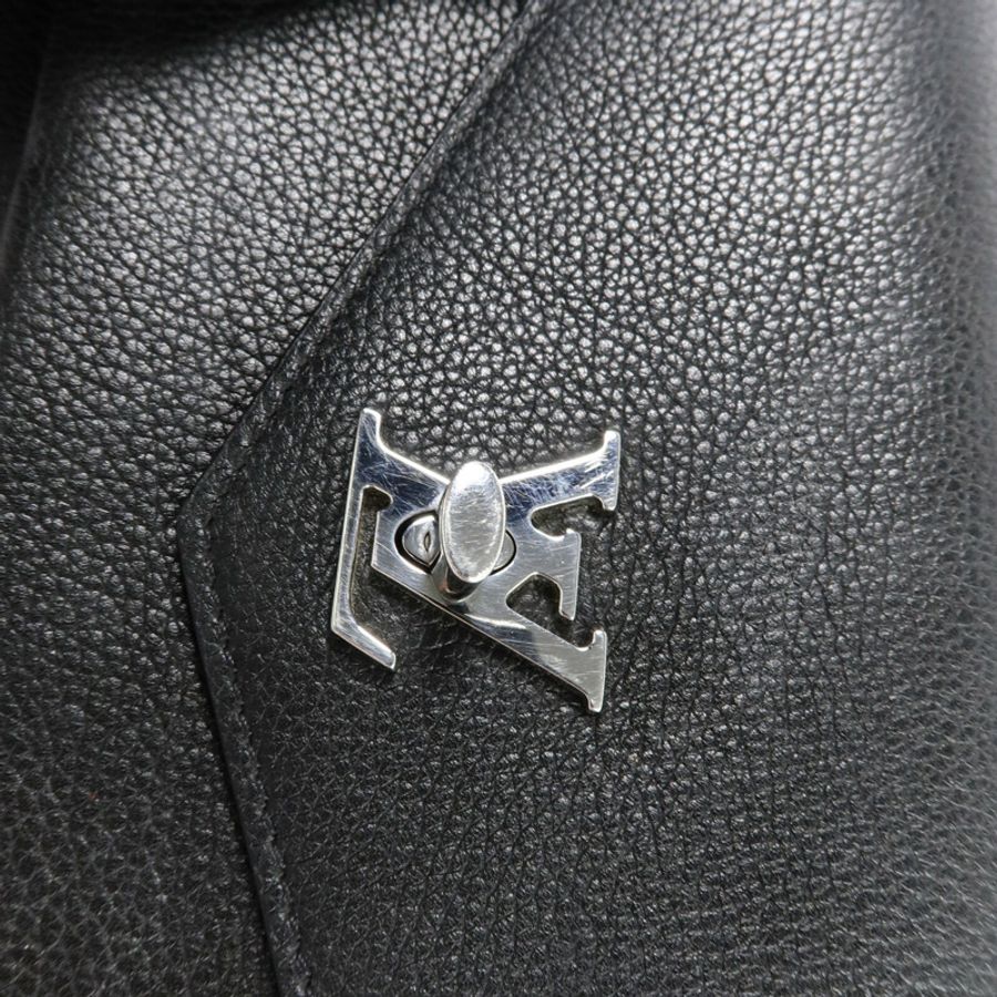 LOUIS VUITTON 牛皮皮革Mylockme銀扣鏈帶肩背袋-13