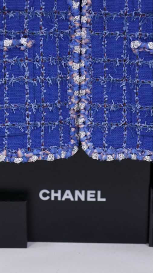 Chanel23C秀款王一博同款蓝色格纹圆领四口袋外套FR46 25/5-10