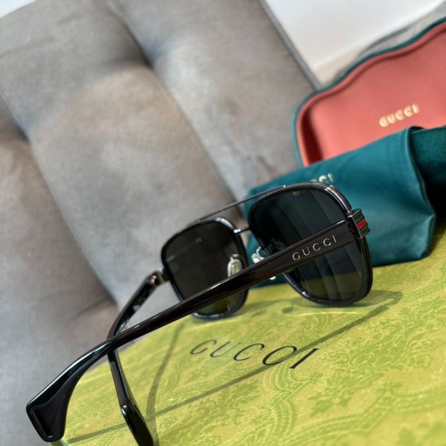 Gucci 雙槓黑色方框太陽眼鏡 GG0448S 001-3