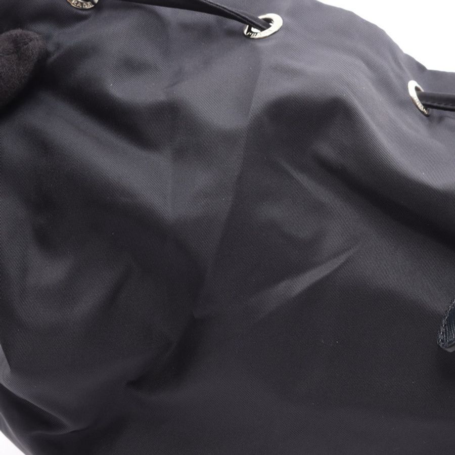 PRADA 三角盤抽繩雙肩包尼龍皮革海軍藍二手女款-4