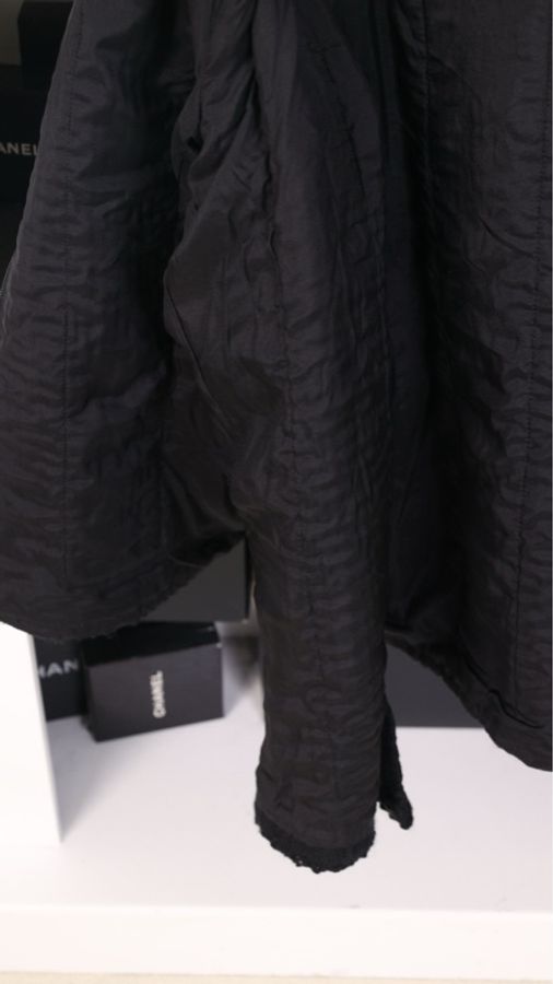 Chanel 16年罗马系列黑色粗花呢缎面滚边拉链V领四口袋外套FR42 24/4-20