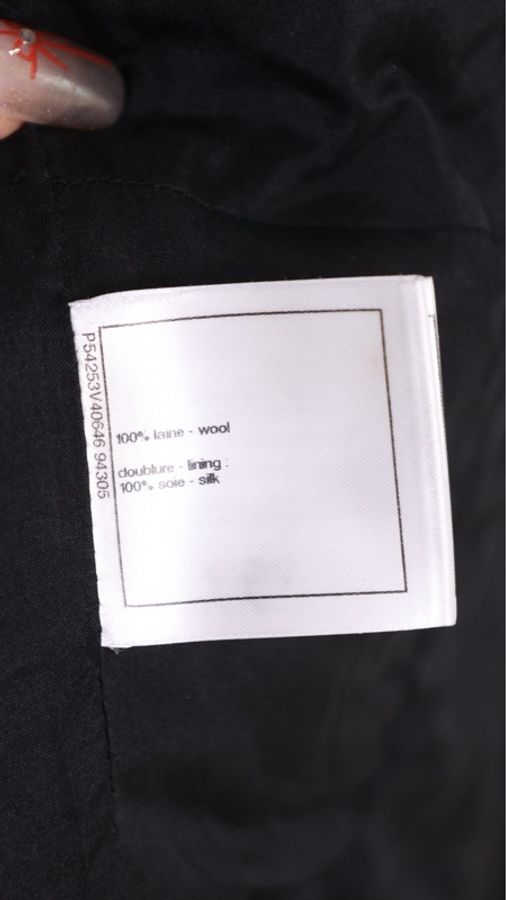 Chanel 16年罗马系列黑色粗花呢缎面滚边拉链V领四口袋外套FR42 24/4-27