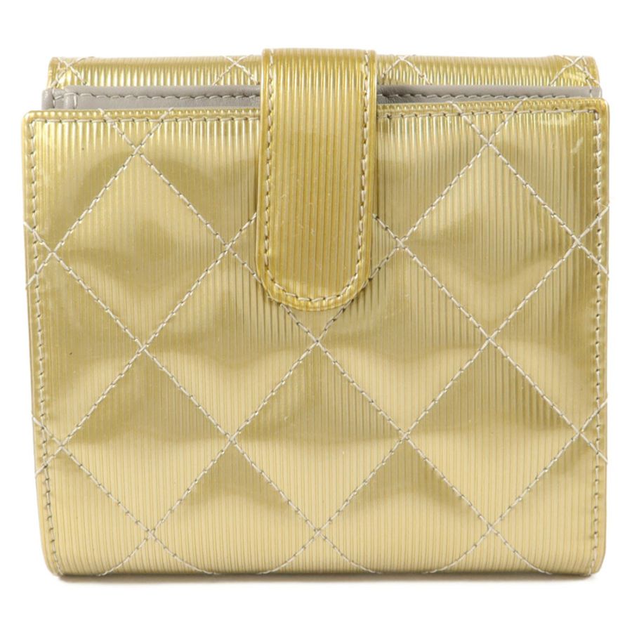 CHANEL 漆皮皮革Bifold Wallet錢包-1