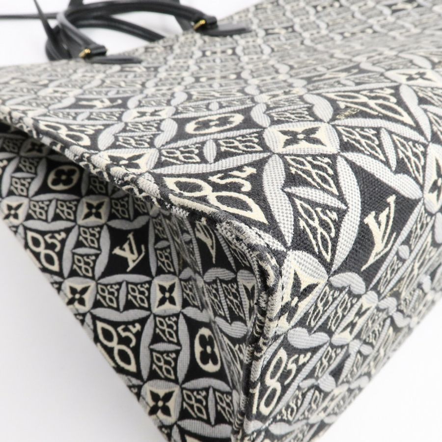 LOUIS VUITTON Monogram Jacquard Since 1854 OnTheGo GMLOUIS VUITTON LV 2 Way Bag Monogram Jacquard Since 1854 OnTheGo GM M57207 Canvas金扣手挽肩背兩用袋-12