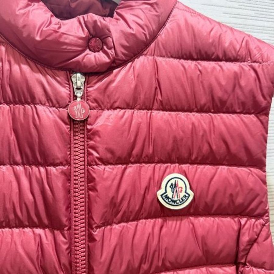 💎Han's house精品服飾💎moncler LGENS 羽絨 背心 現貨 M ~ L 原價37200-7