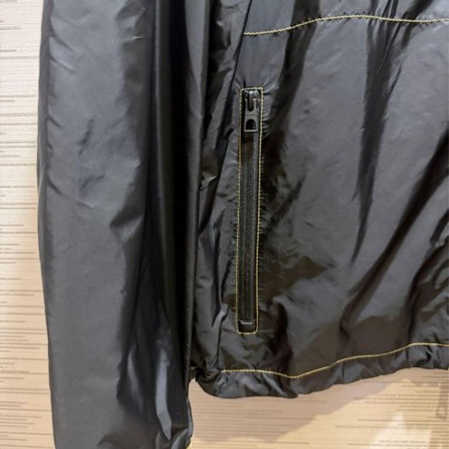 💎Han's house精品服飾💎moncler Arrakis 連帽 可藏 風衣 外套 原價41200-5