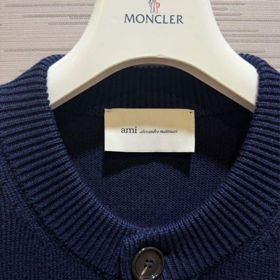 💎Han's house精品服飾💎AMI PARIS 愛心 毛衣 開衫 外套 葡萄牙製 男女共穿 可手水洗 現貨 原價21700-8