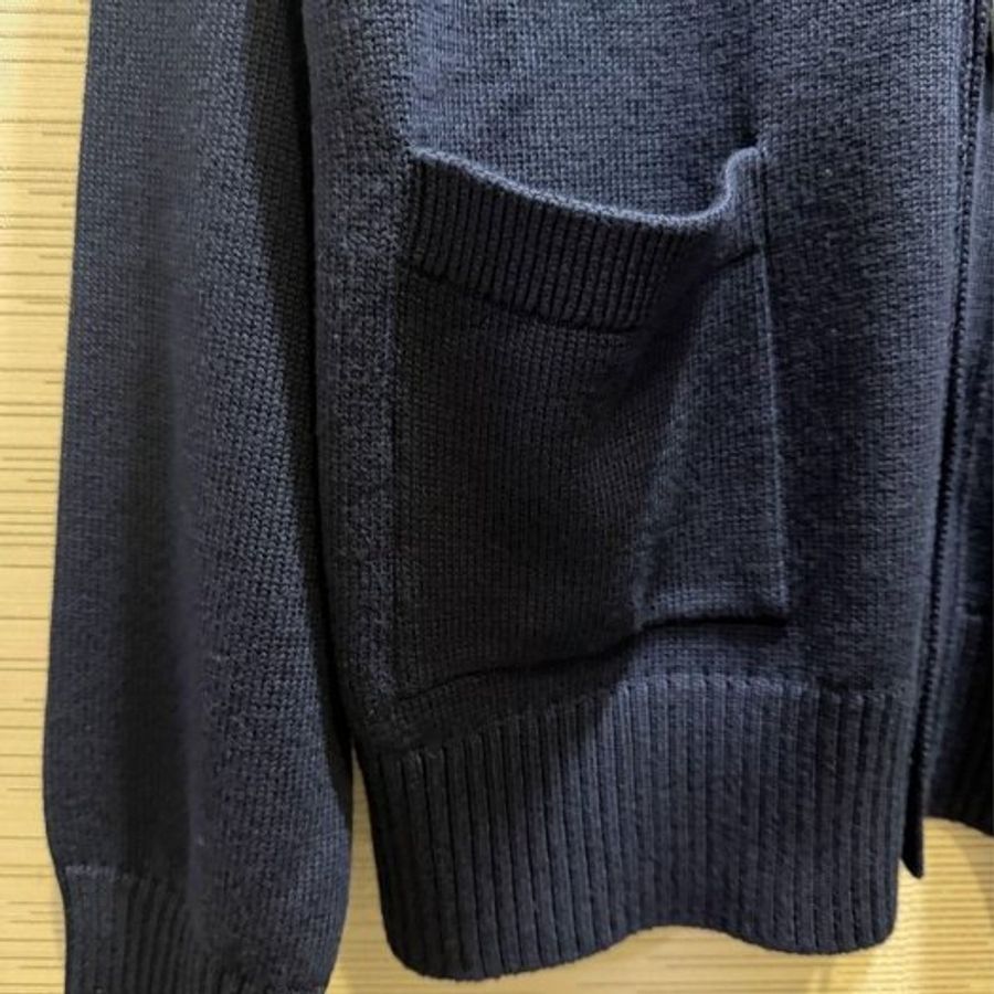 💎Han's house精品服飾💎AMI PARIS 愛心 毛衣 開衫 外套 葡萄牙製 男女共穿 可手水洗 現貨 原價21700-9