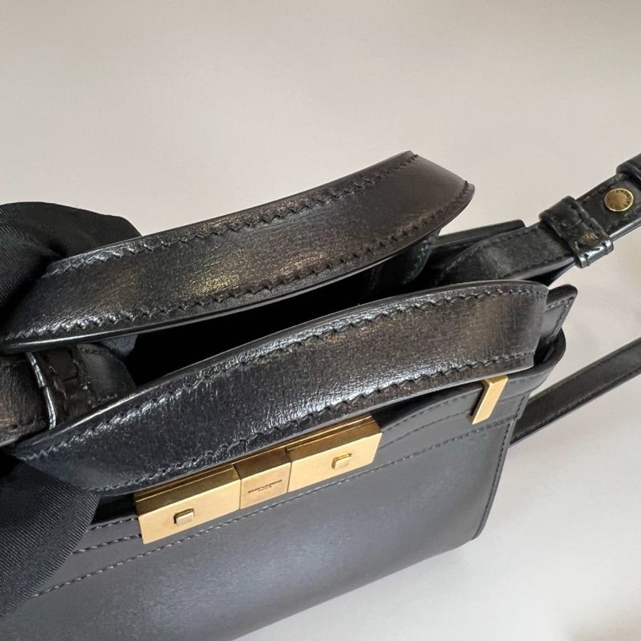 YSL 593741 黑金曼哈頓包 NANO-6