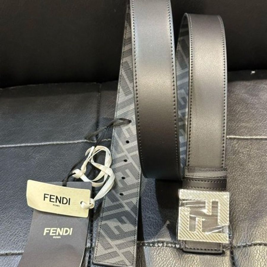 💎Han's house精品服飾💎 Fendi 芬迪 雙面用 皮帶 寬 3.5 CM 現貨 90 原價19400-0