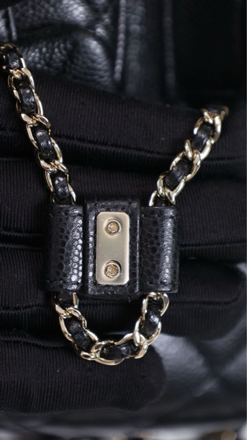 Chanel 24A黑金荔枝皮书包扣青蛙小号duma青蛙双肩包-19