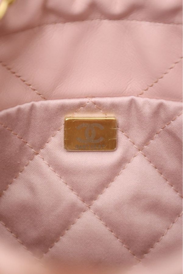 Chanel22bag樱花粉mini单肩包垃圾袋-8