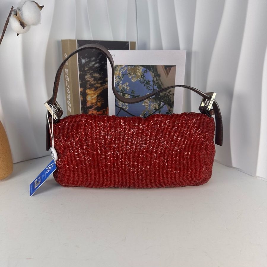 fendi 芬迪法棍包-1
