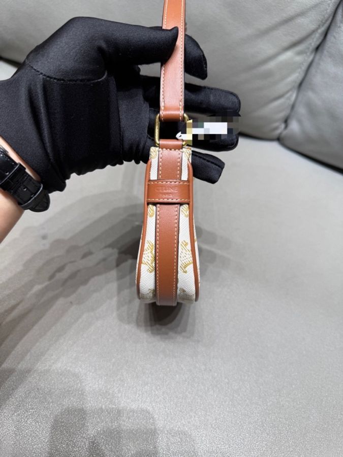 Celine賽琳ava凱旋門mini腋下包-5