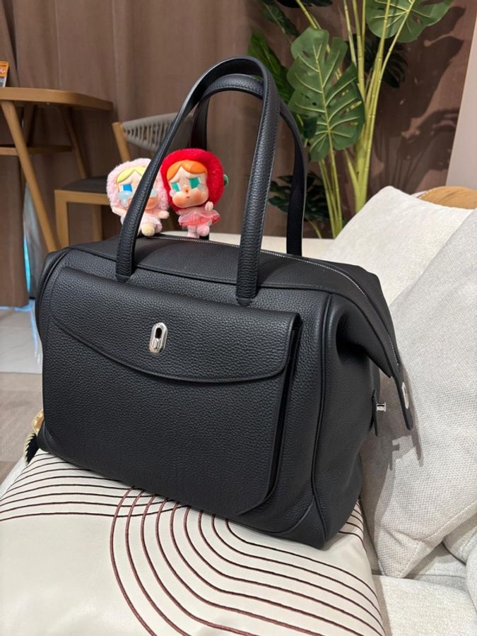 HERMES Wallago Cabine 35 Stamp A 89 Noir Togo Calfskin-1