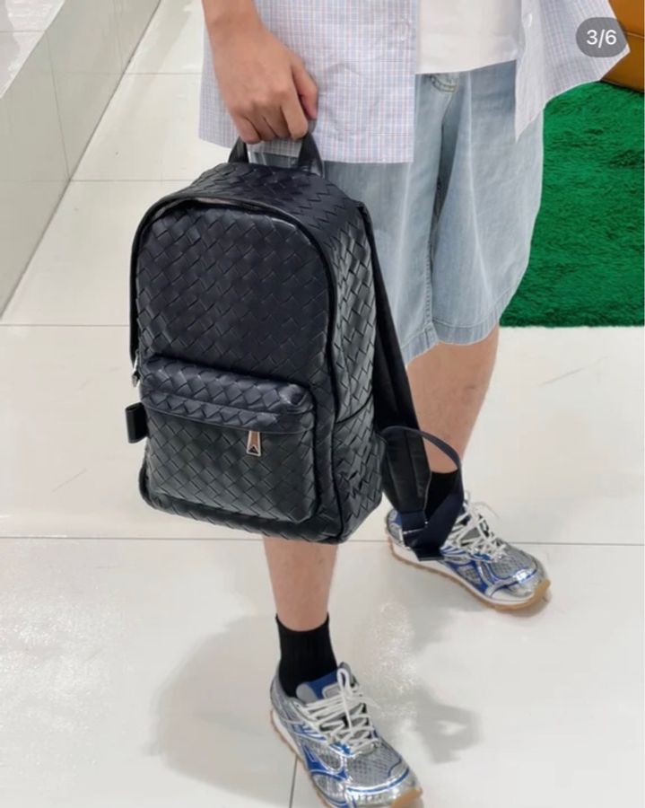 Bottega Vuitton 葆蝶家 黑色編織拉鍊開合 皮革 背包雙肩包 男款 塵袋:塵袋 小票尺寸:24-15-39-1