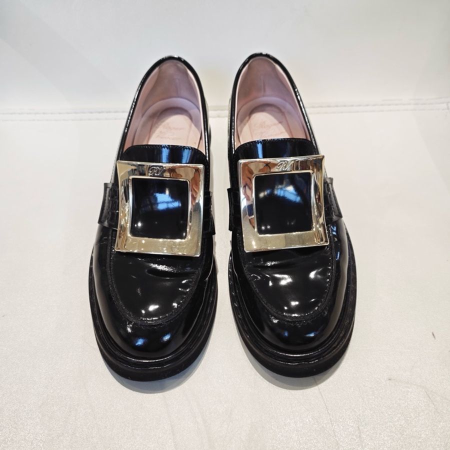 Roger Vivier 羅傑·維維亞 RV 漆皮 樂福鞋 尺碼：36-1