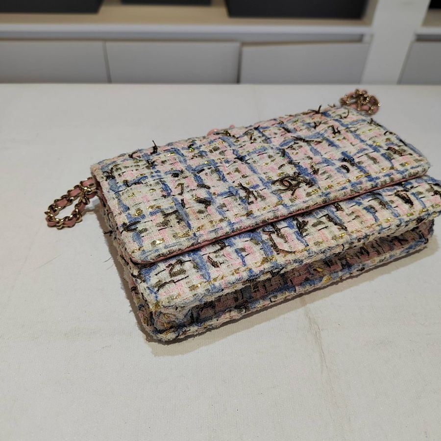 Chanel香奈兒限量款粉藍色毛呢woc包單肩包斜挎包鏈條包,尺寸:20x4x12-4