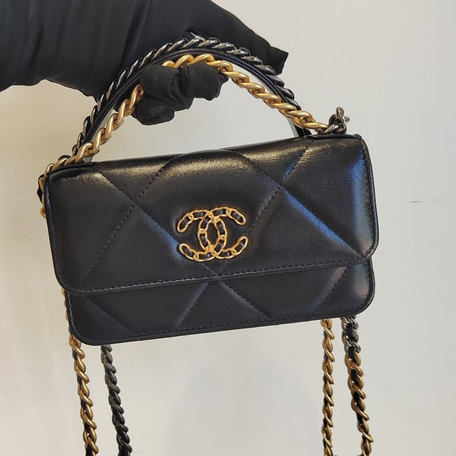 CHANEL香奈兒 黑金19woc mini手機包 芯片包 手提斜挎都可,尺寸17CM-2
