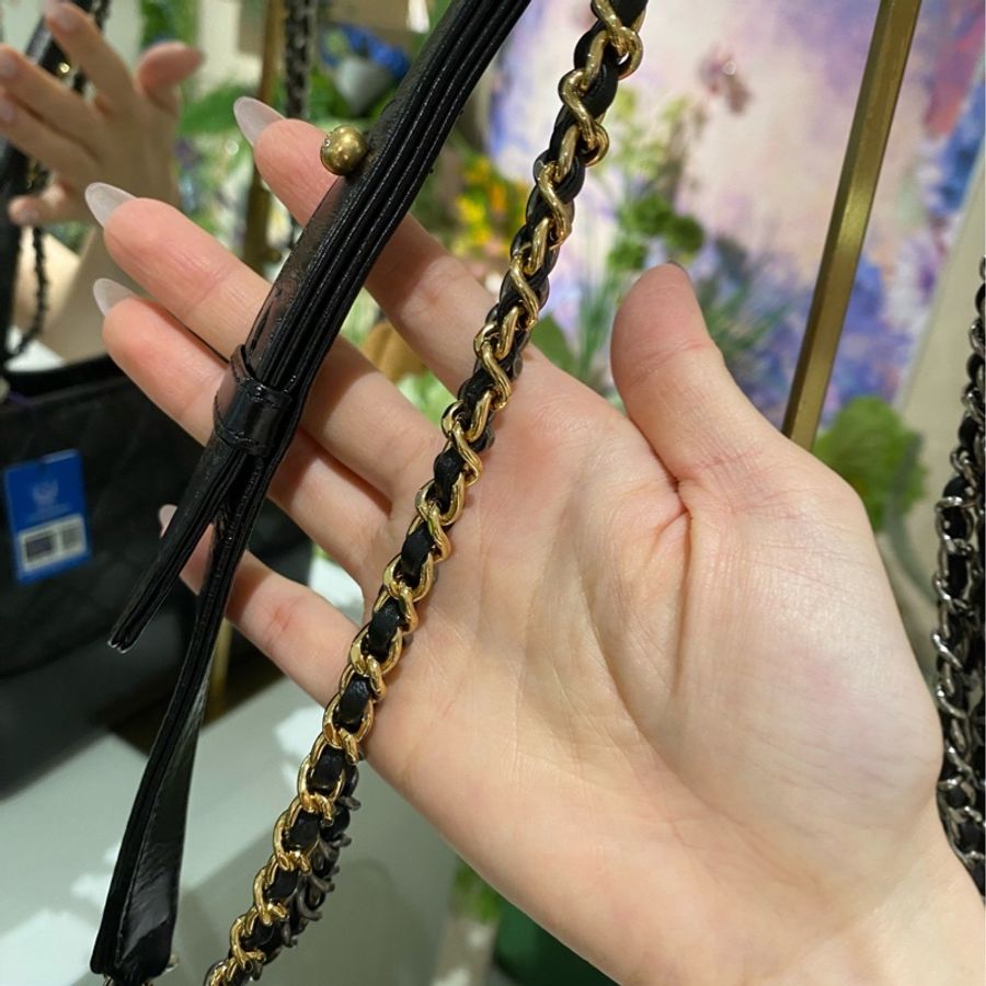 【撿漏價Full Set適合送禮👍🏻全網最便宜💫】Chanel/香奈兒 流浪包 中號 黑金保值款-5