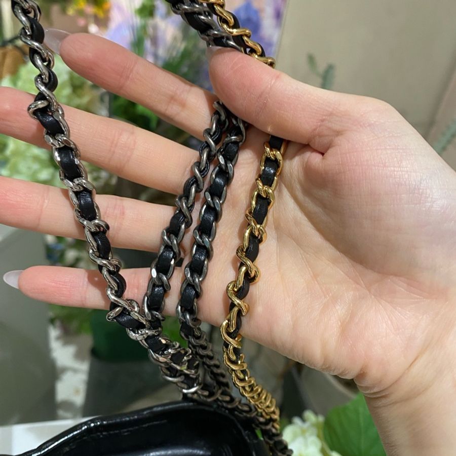 【撿漏價Full Set適合送禮👍🏻全網最便宜💫】Chanel/香奈兒 流浪包 中號 黑金保值款-6
