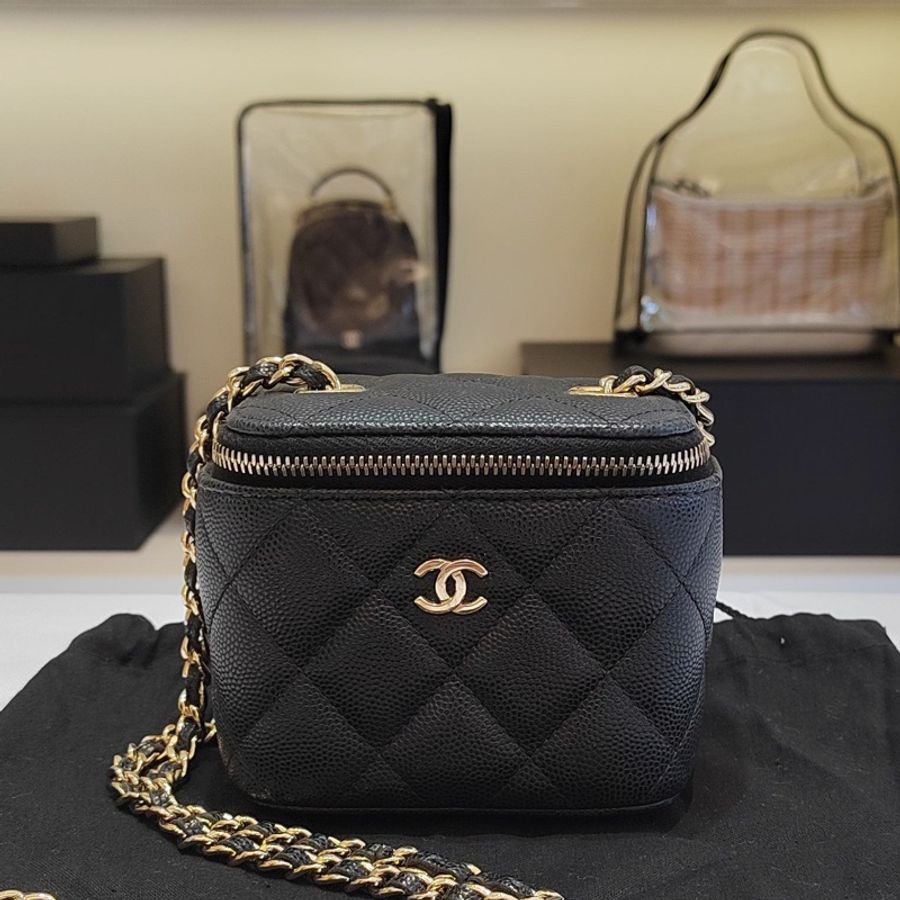 Chanel 香奈兒黑金荔枝皮化妝小盒子鏈條斜挎包-0
