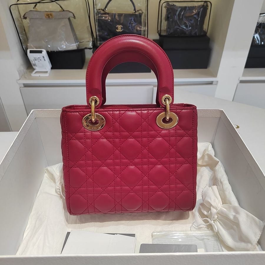 Dior/迪奧紅色四格戴妃金扣羊皮-1